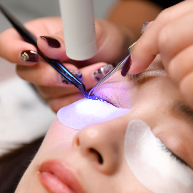 LEDまつげエクステ付け放題